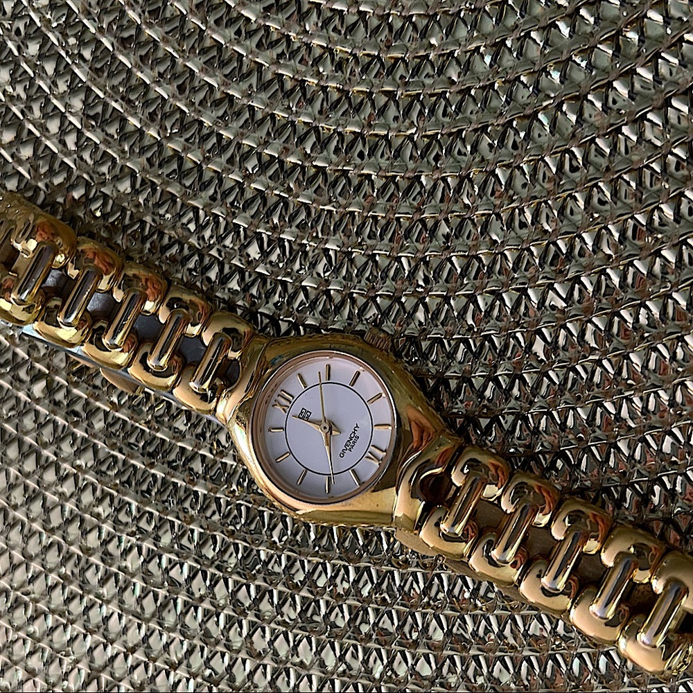 Beautiful vintage Givenchy watch